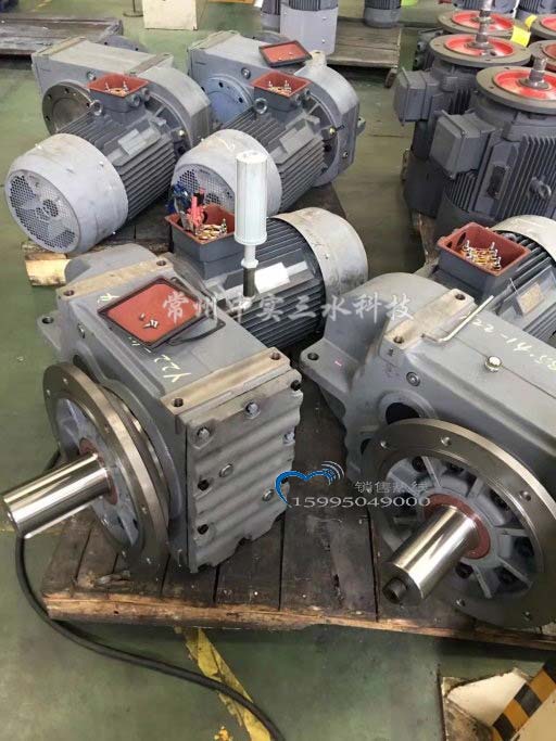 不銹鋼礦漿攪拌機(jī)